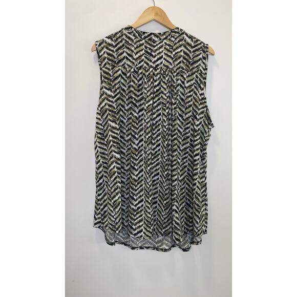 Cocomo Pleated Tank Size 3X Green Flowy Pintuck Popover Travel Boho Soft Stretch - Picture 5 of 9